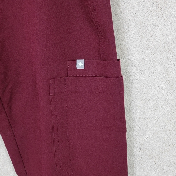 Figs Burgundy Yola Maternity 3.0 Scrub Pants Sz XXS NEW - Picture 4 of 13